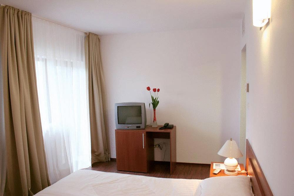 Hotel Timisoara Sannicolau Mare Sînnicolau Mare Exterior foto